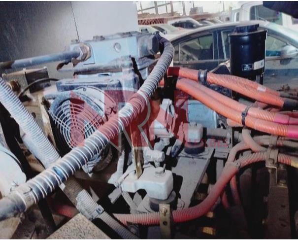 Foto de CAMINHÃO ELÉTRICO, I/CAMC HN3311 8X4 BASCULANTE MEIA CANA – 2021/2021 – CURITIBA/PR
