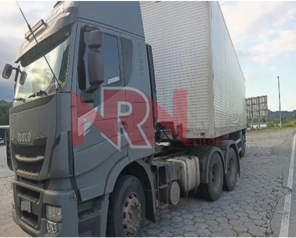 Foto de CAMINHÃO IVECO STRALIS HI WAY 600S44T - 2021/2022 – ALVORADA/RS