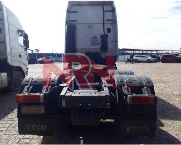 Foto de CAMINHÃO TRATOR, IVECO STRALIS HI WAY 600S44T TA, COR BRANCO BANCHIS - 2022/2022 – CURITIBA/PR