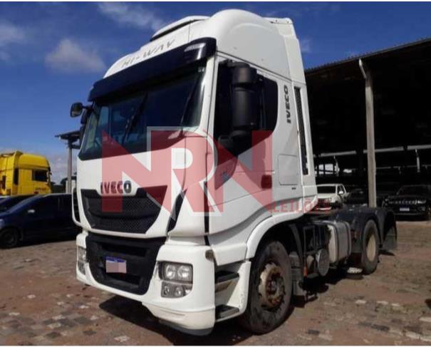Foto de CAMINHÃO TRATOR, IVECO STRALIS HI WAY 600S44T TA, COR BRANCO BANCHIS - 2022/2022 – CURITIBA/PR