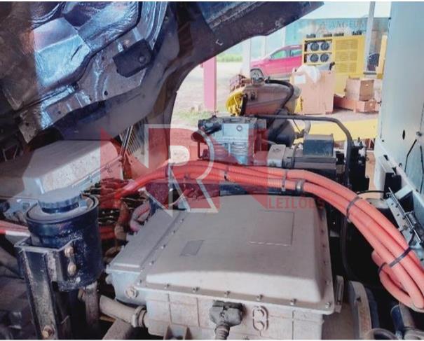 Foto de CAMINHÃO ELÉTRICO, I/CAMC HN3311 8X4 BASCULANTE MEIA CANA – 2021/2021 – CURITIBA/PR