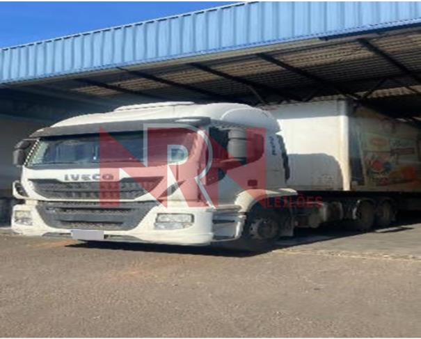 Foto de CAMINHÃO IVECO STRALIS HI-ROAD 600S44T 6X2 - 2021/2022 – ALVORADA/RS