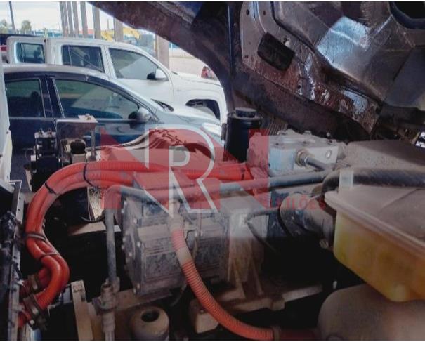 Foto de CAMINHÃO ELÉTRICO, I/CAMC HN3311 8X4 BASCULANTE MEIA CANA – 2021/2021 – CURITIBA/PR