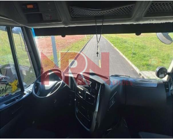 Foto de CAMINHÃO IVECO STRALIS HI WAY 600S48T - 2021/2022 – ALVORADA/RS
